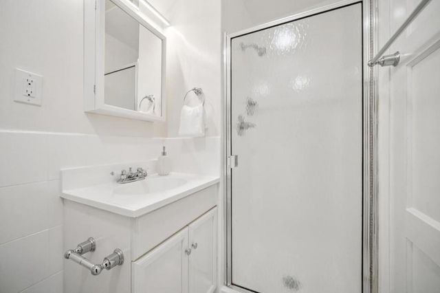 38 Wilshire Avenue, Daly City, CA 94015