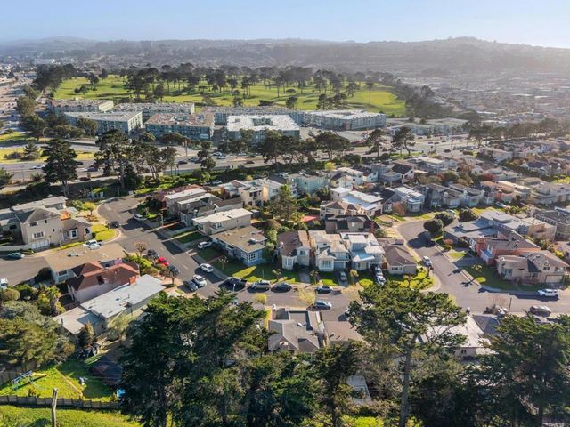 38 Wilshire Avenue, Daly City, CA 94015