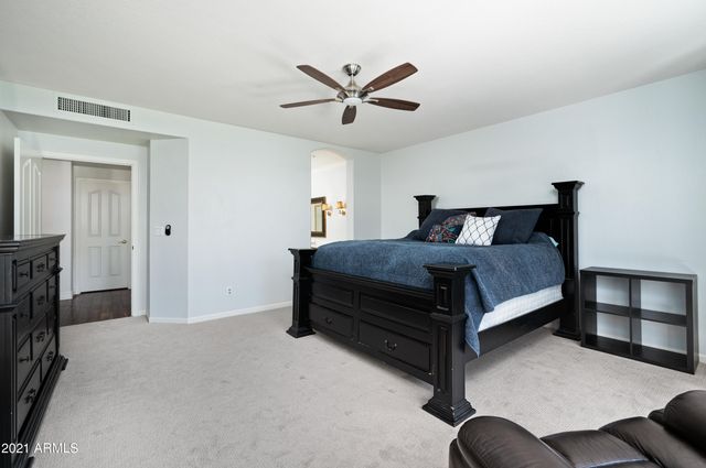 1660 W HONEYSUCKLE Lane, Chandler, AZ 85248