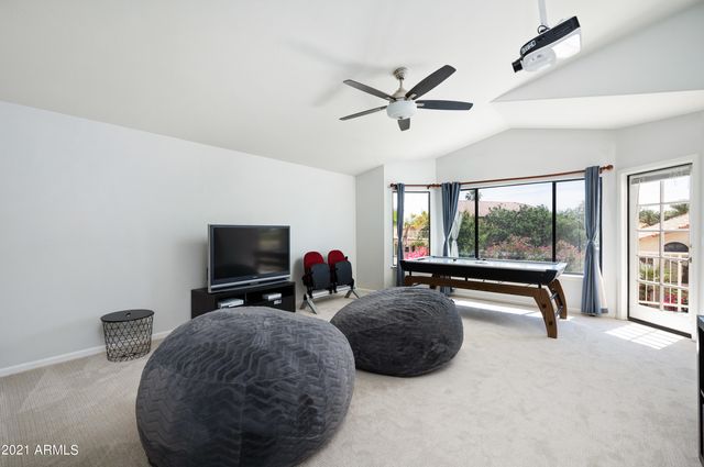 1660 W HONEYSUCKLE Lane, Chandler, AZ 85248