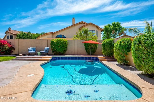 1660 W HONEYSUCKLE Lane, Chandler, AZ 85248