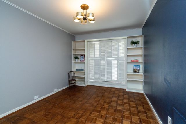 616 W Baylor Street, Weatherford, TX 76086