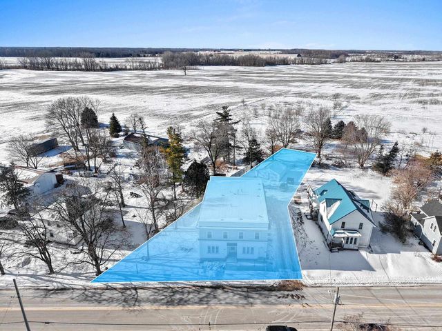 8268 CTH W, Greenleaf, WI 54126