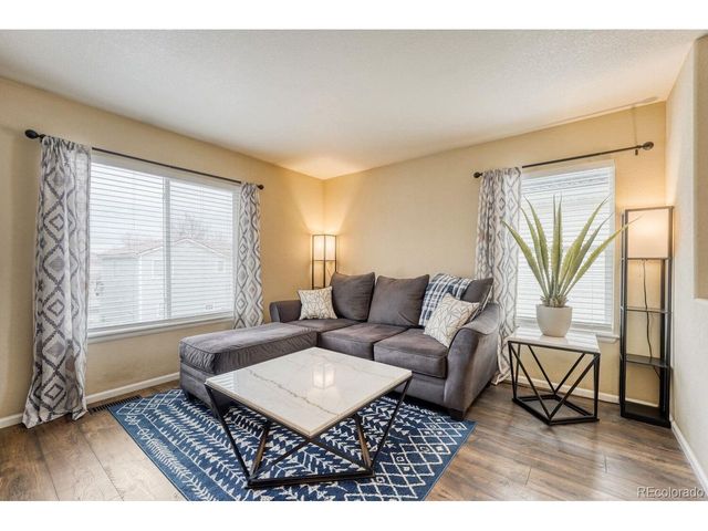 18765 Burlington Pl, Denver, CO 80249