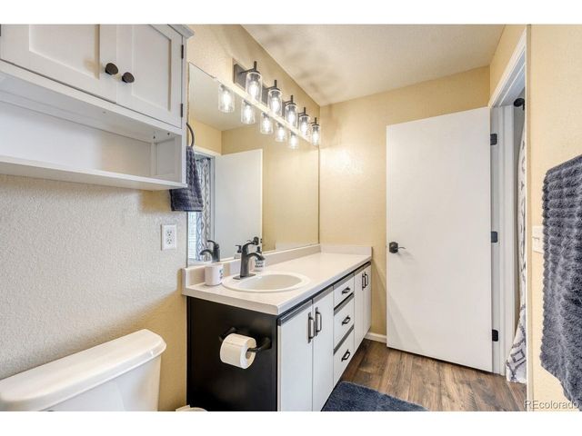 18765 Burlington Pl, Denver, CO 80249