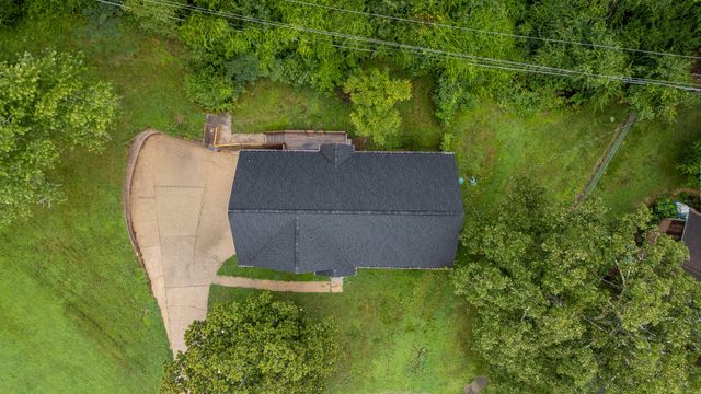 9112 Villagewood Drive, Harrison, TN 37341