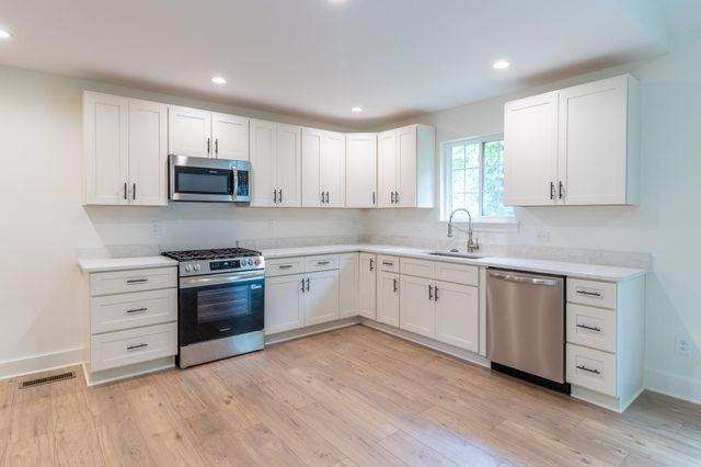 9112 Villagewood Drive, Harrison, TN 37341