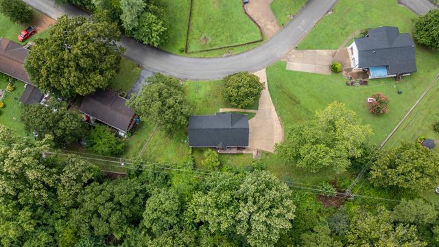 9112 Villagewood Drive, Harrison, TN 37341