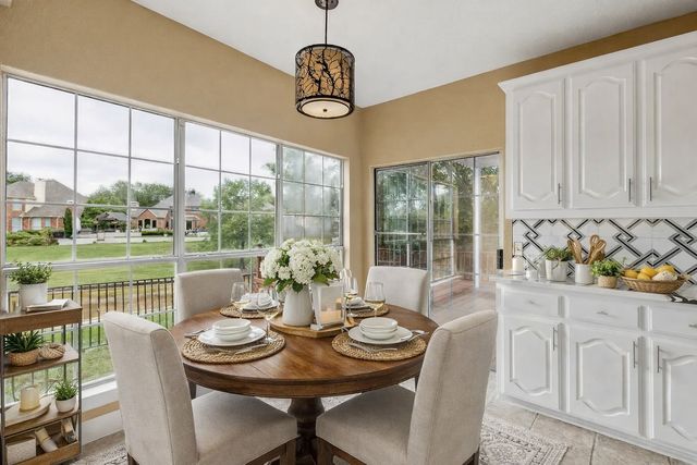 9434 Abbey Road, Irving, TX 75063