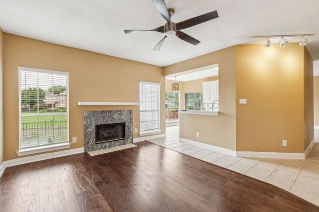 9434 Abbey Road, Irving, TX 75063