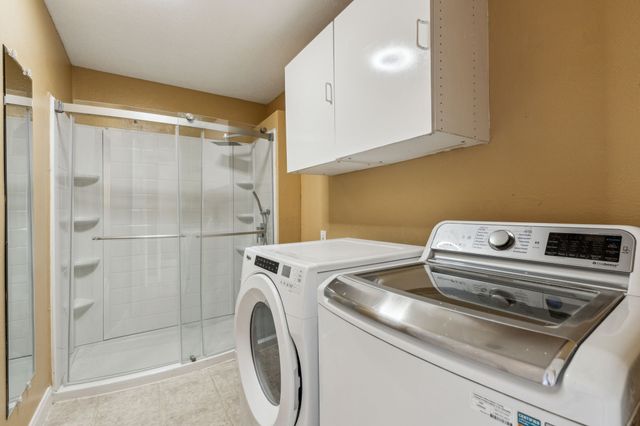 9434 Abbey Road, Irving, TX 75063