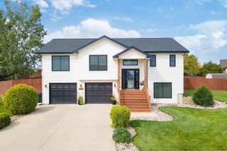 4009 WINEBERRY LN, Rapid City, SD 57703