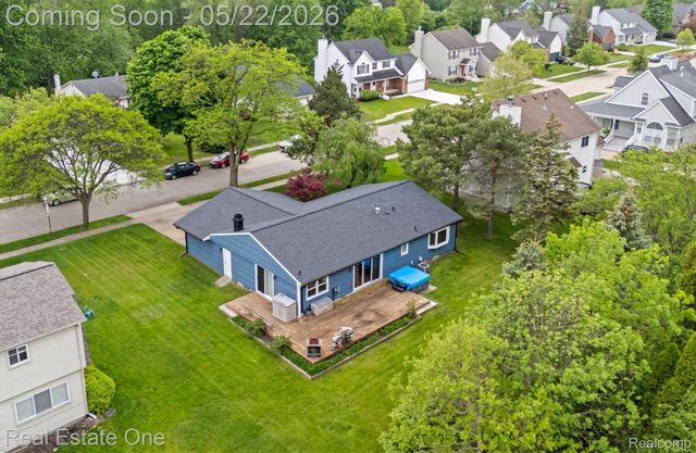 489 Evaline Drive, Troy, MI 48085