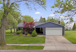 489 Evaline Drive, Troy, MI 48085