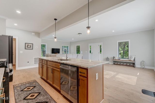 2467 Cherry Grove Road, Yanceyville, NC 27379