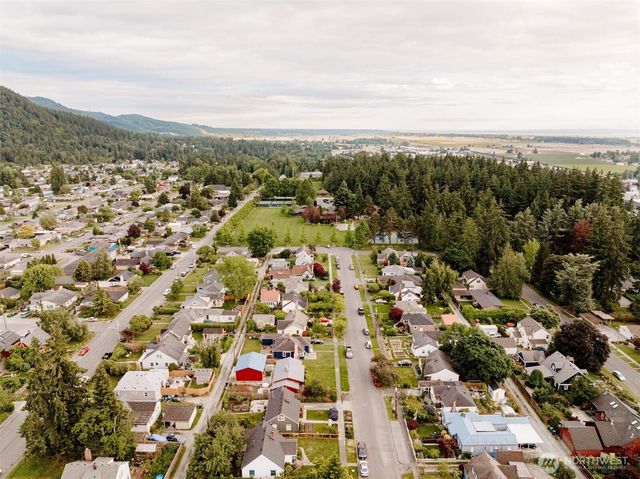 1314 S 12th Street, Mount Vernon, WA 98274