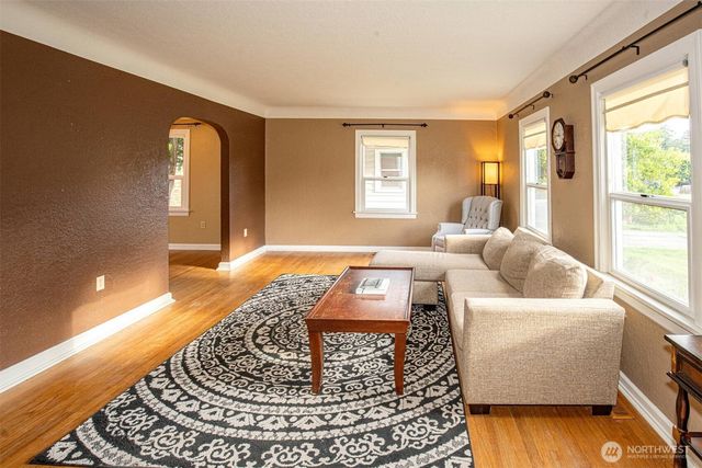 1314 S 12th Street, Mount Vernon, WA 98274