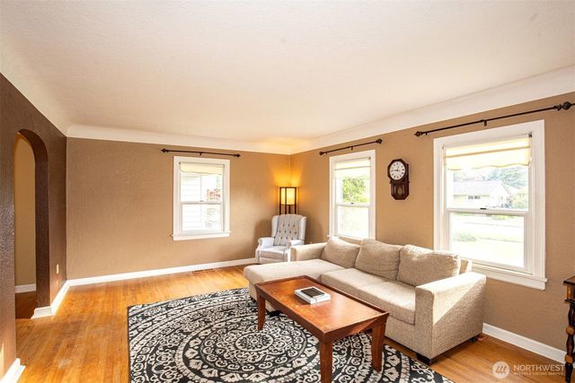 1314 S 12th Street, Mount Vernon, WA 98274