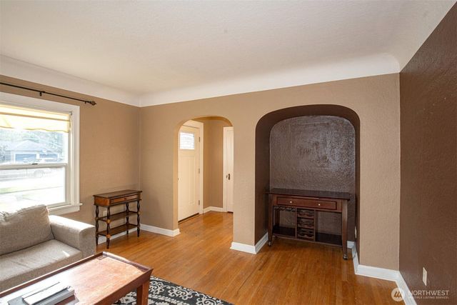 1314 S 12th Street, Mount Vernon, WA 98274