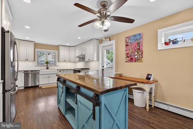 1426 ASHTON ROAD, Havertown, PA 19083