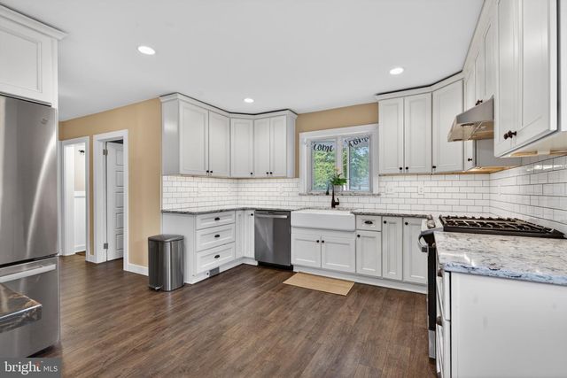 1426 ASHTON ROAD, Havertown, PA 19083