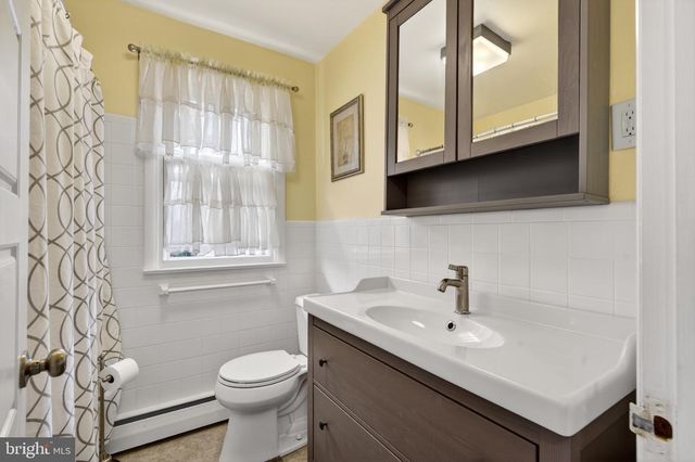 1426 ASHTON ROAD, Havertown, PA 19083