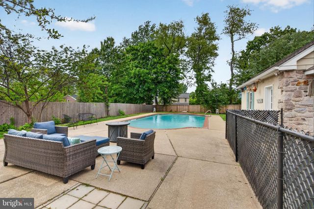 1426 ASHTON ROAD, Havertown, PA 19083