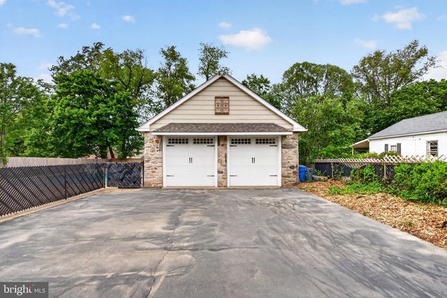 1426 ASHTON ROAD, Havertown, PA 19083