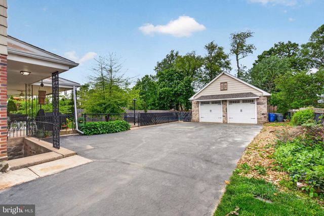 1426 ASHTON ROAD, Havertown, PA 19083