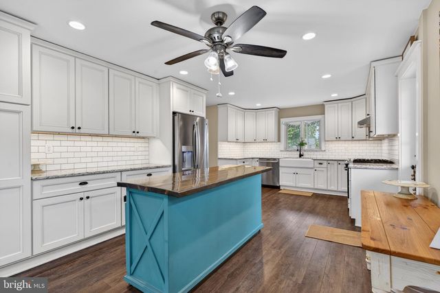 1426 ASHTON ROAD, Havertown, PA 19083