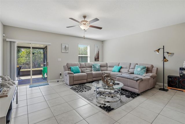 5431 AMARYLLIS GARDEN STREET, Ruskin, FL 33570