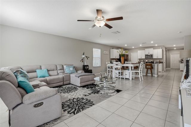 5431 AMARYLLIS GARDEN STREET, Ruskin, FL 33570