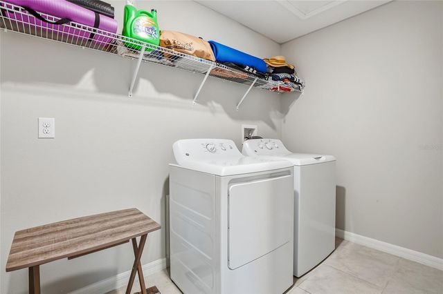 5431 AMARYLLIS GARDEN STREET, Ruskin, FL 33570