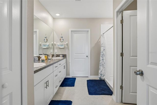 5431 AMARYLLIS GARDEN STREET, Ruskin, FL 33570