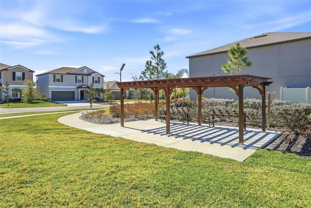 5431 AMARYLLIS GARDEN STREET, Ruskin, FL 33570