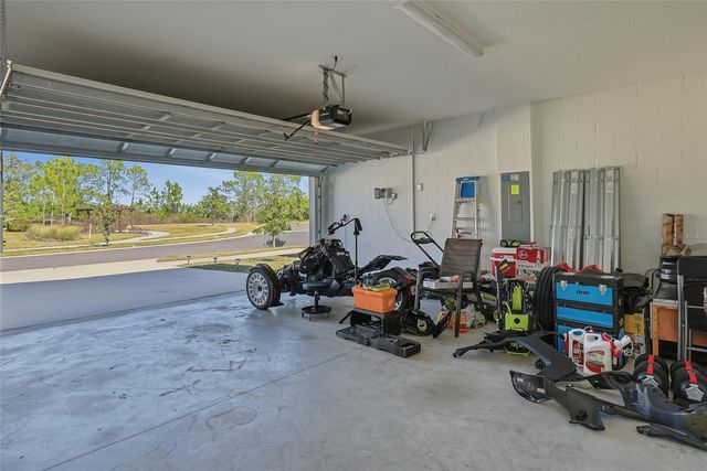 5431 AMARYLLIS GARDEN STREET, Ruskin, FL 33570