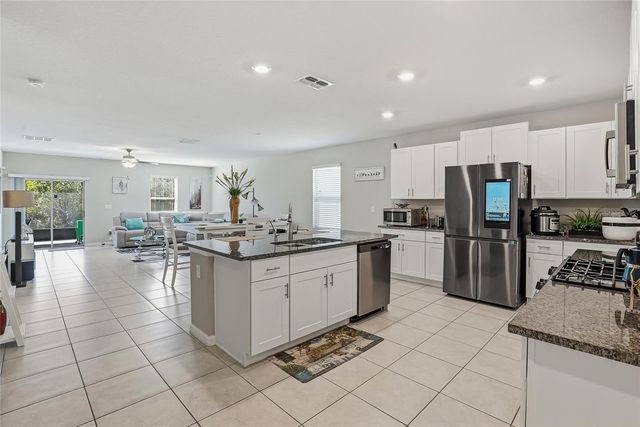 5431 AMARYLLIS GARDEN STREET, Ruskin, FL 33570