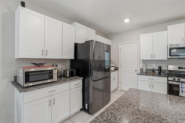 5431 AMARYLLIS GARDEN STREET, Ruskin, FL 33570