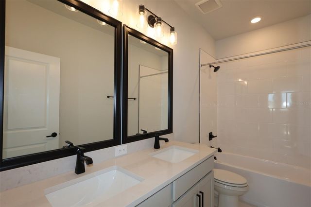 31406 PENDLETON LANDING CIRCLE, Wesley Chapel, FL 33545