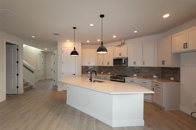 31406 PENDLETON LANDING CIRCLE, Wesley Chapel, FL 33545