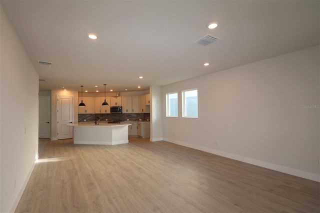 31406 PENDLETON LANDING CIRCLE, Wesley Chapel, FL 33545