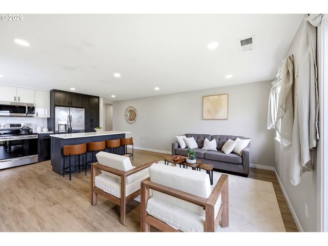 16002 Ne 47TH St, Vancouver, WA 98682