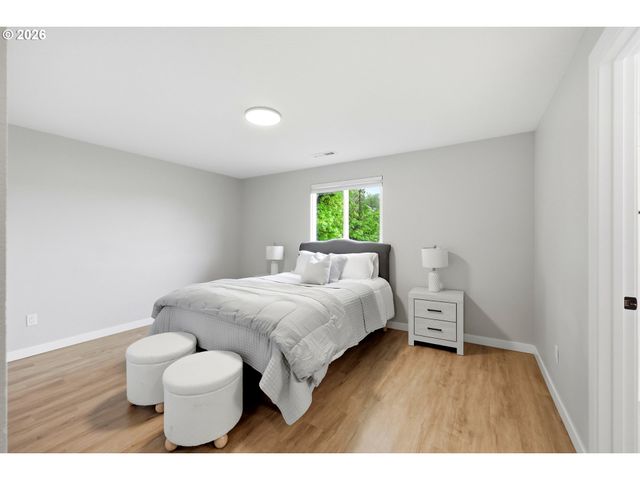 16002 Ne 47TH St, Vancouver, WA 98682