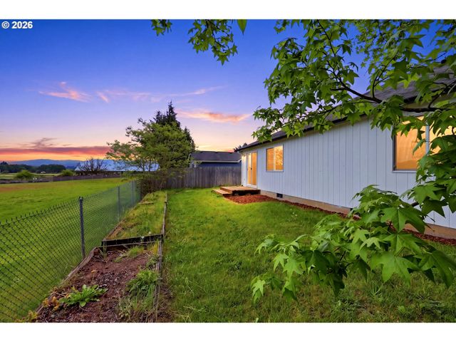 16002 Ne 47TH St, Vancouver, WA 98682