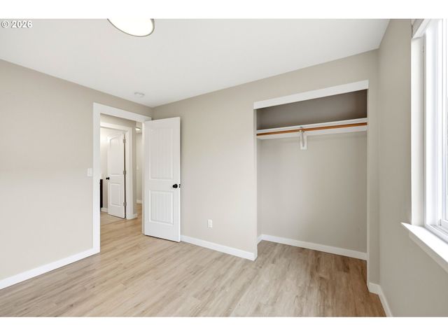 16002 Ne 47TH St, Vancouver, WA 98682