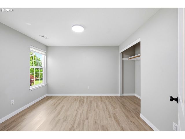 16002 Ne 47TH St, Vancouver, WA 98682