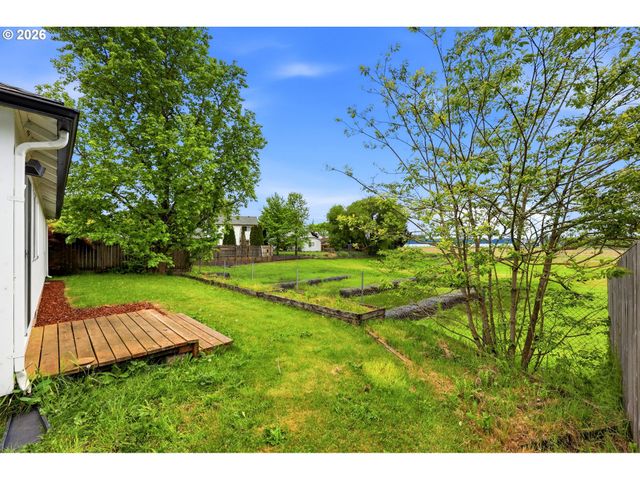 16002 Ne 47TH St, Vancouver, WA 98682