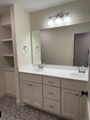 xxxx Knightsbridge Lane N, Lake Elmo, MN 55042