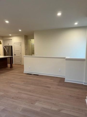 xxxx Knightsbridge Lane N, Lake Elmo, MN 55042