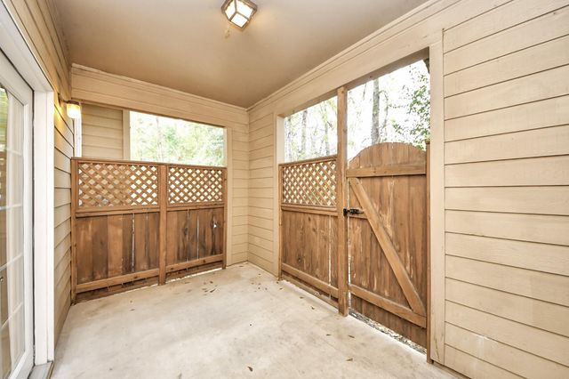 66 Scarlet Woods Court, The Woodlands, TX 77380